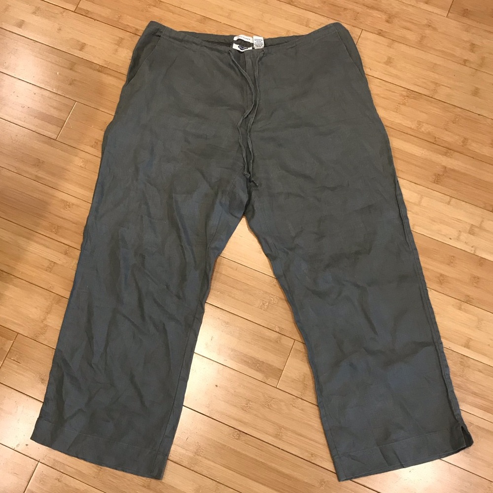 Old Navy Army Green Linen Crop Pants